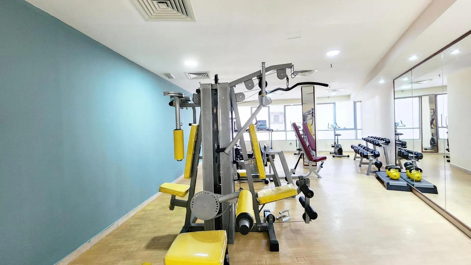 Lägenhet Rh - Spacious & Bright 01Br, Walk Away To Mall Of Emirates Dubai